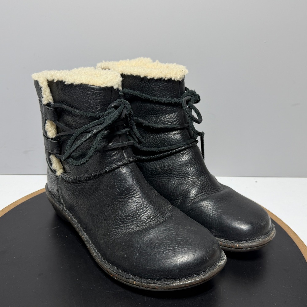 UGG Australia Mini Boots Women 7 Black Leather Shearling Lined Cozy Casual - Picture 2 of 11